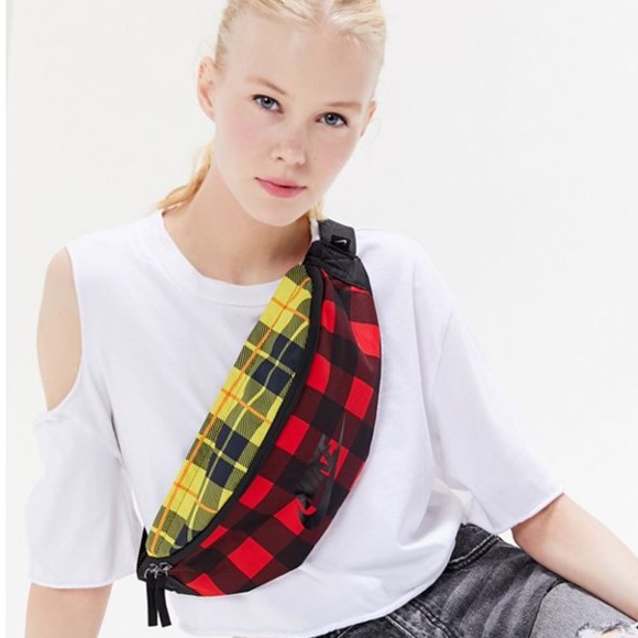 NWT Nike plaid hip pack - Picture 3 of 8